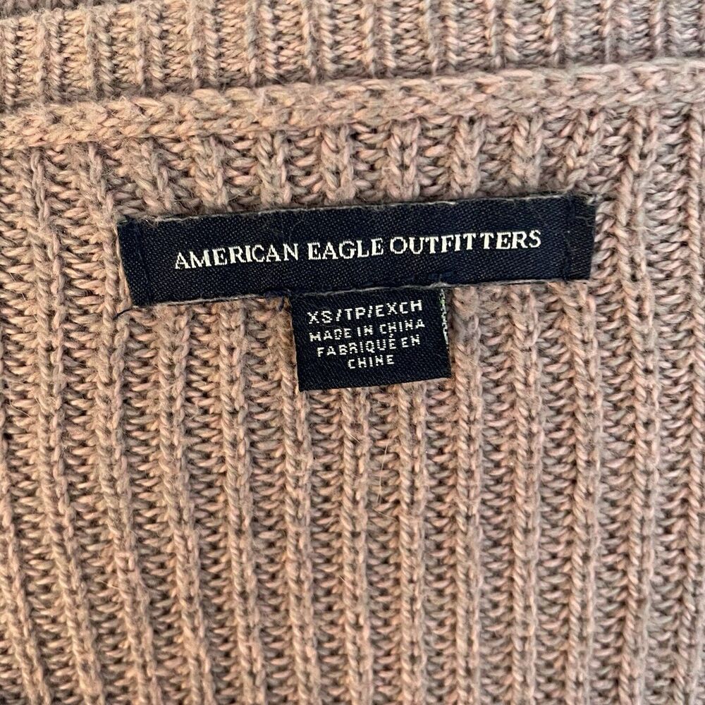 AEO American Eagle Size XS Oversized Floral Embroidered Pink Sweater Wool Blend - Picture 7 of 9